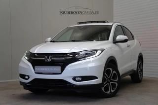 Hoofdafbeelding Honda HR-V Honda HR-V 1.5 i-VTEC Executive / Pano / Camera / Navi / Nette auto