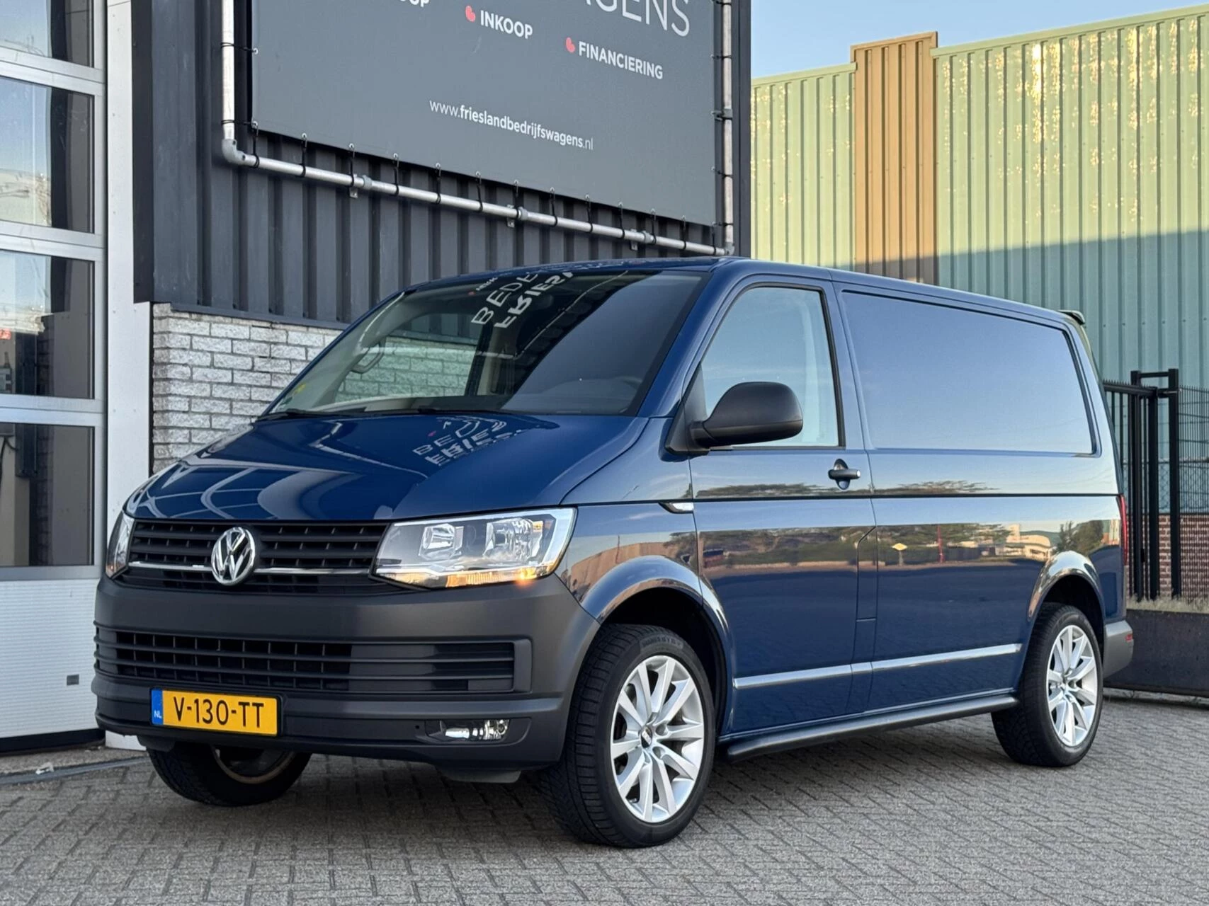 Hoofdafbeelding Volkswagen Transporter