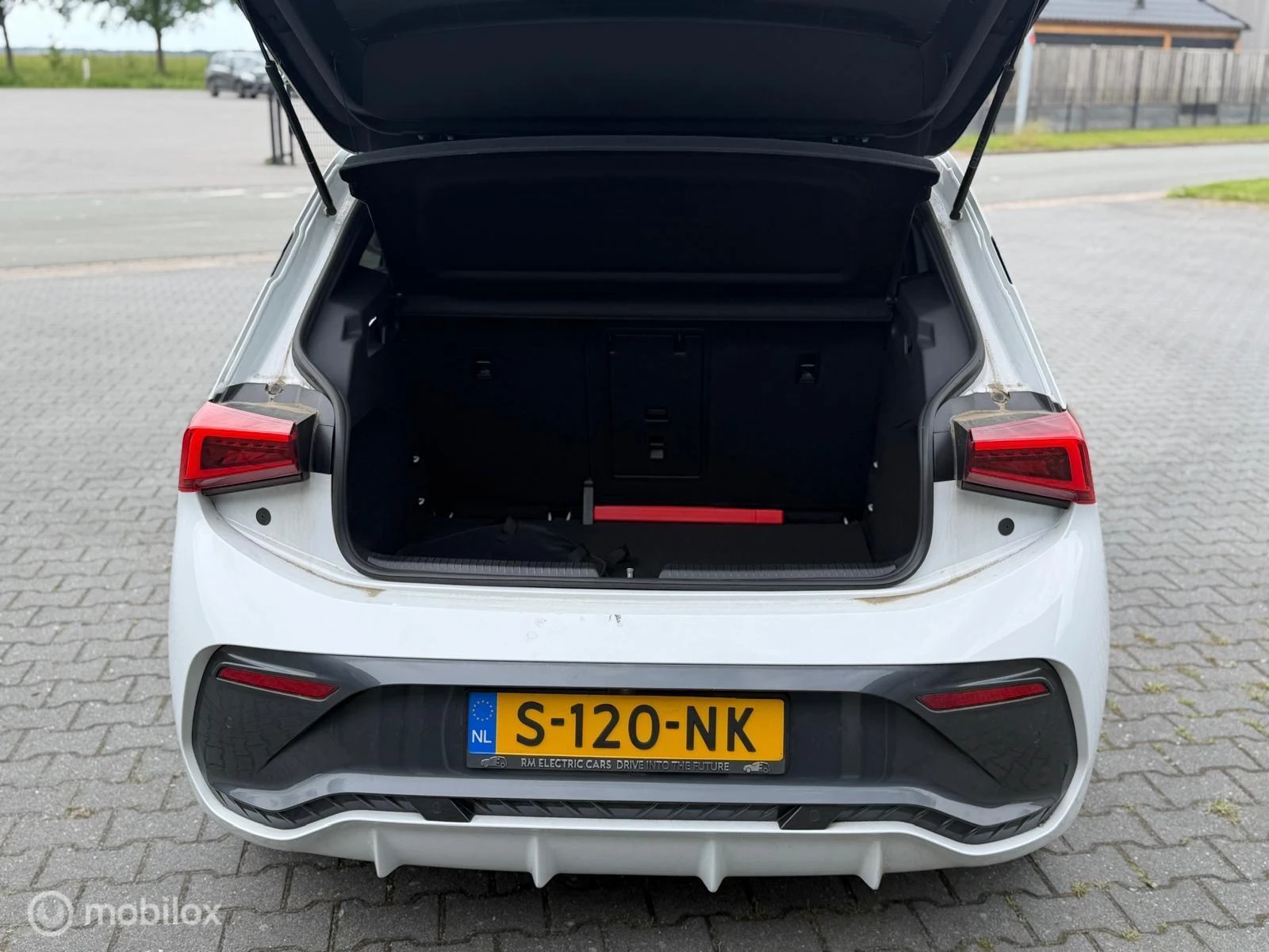 Hoofdafbeelding CUPRA Born