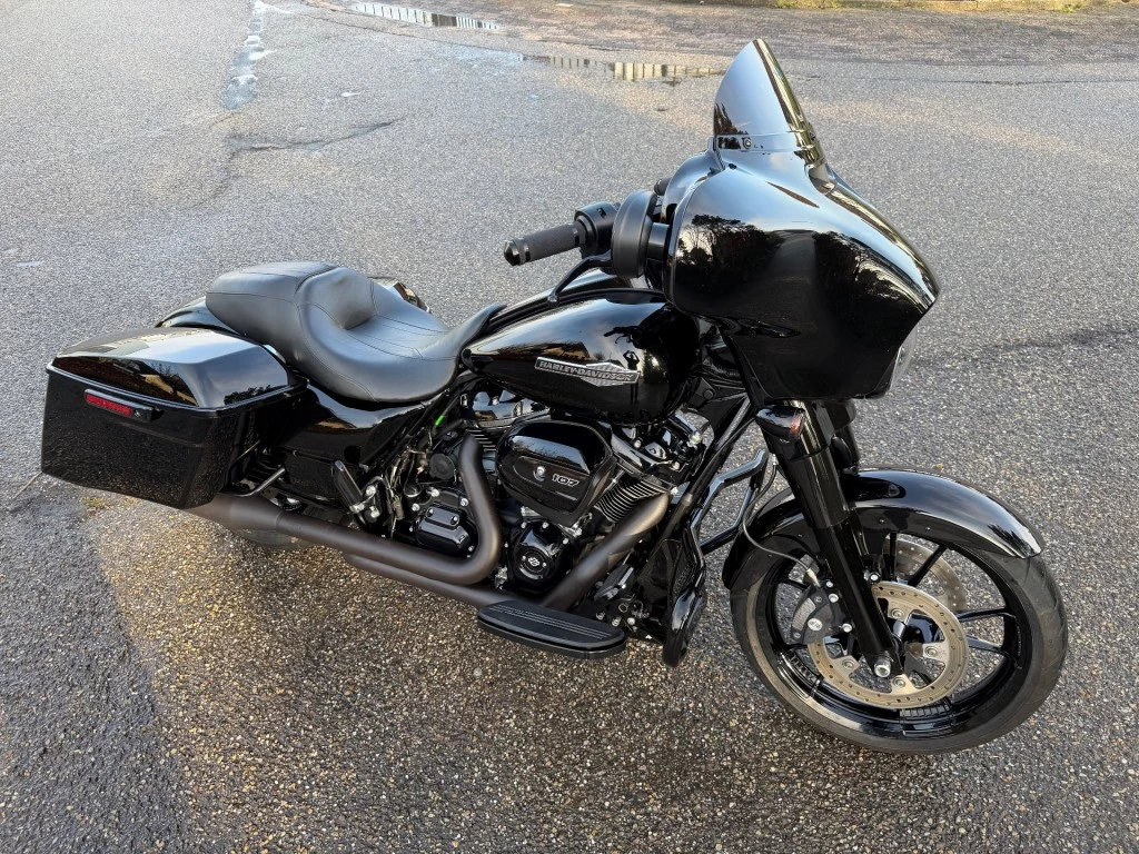 Hoofdafbeelding Harley-Davidson Street Glide