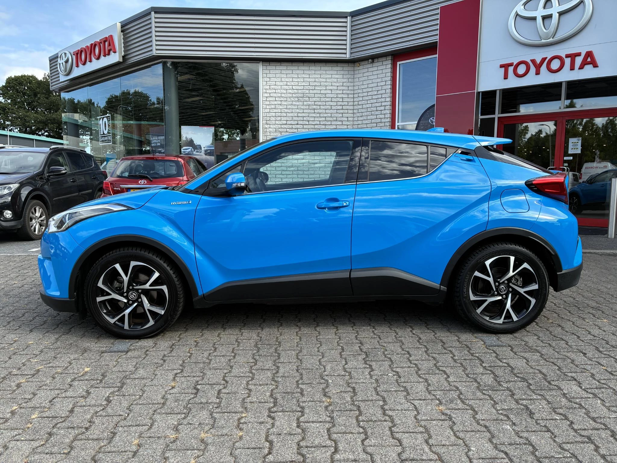 Hoofdafbeelding Toyota C-HR