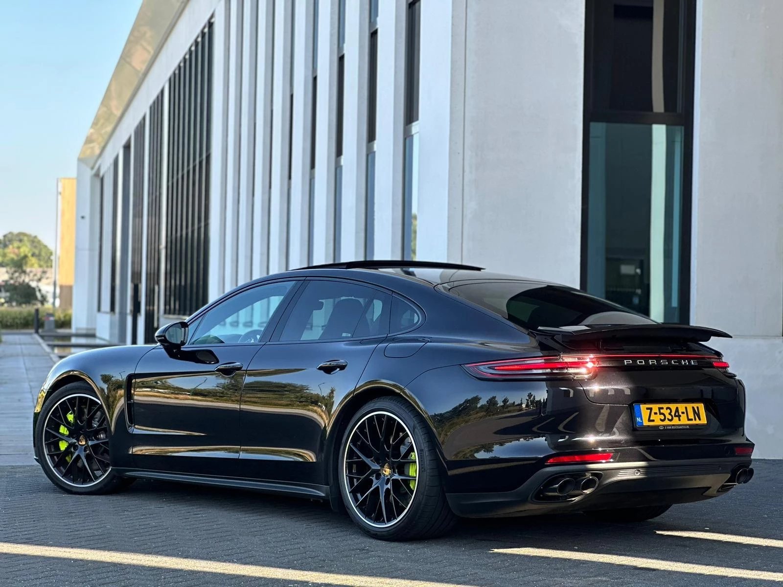 Hoofdafbeelding Porsche Panamera