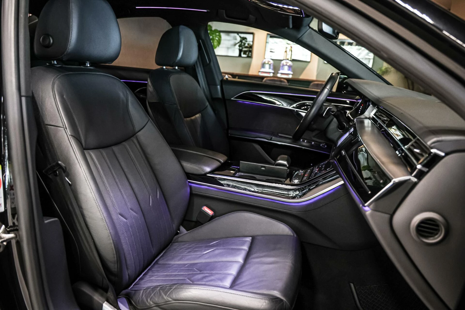 Hoofdafbeelding Audi A8