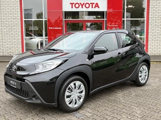 Hoofdafbeelding Toyota Aygo Toyota Aygo X MT PLAY NIEUW & DIRECT LEVERBAAR!!! AIRCO AD-CRUISE CAMERA APPLE/ANDROID