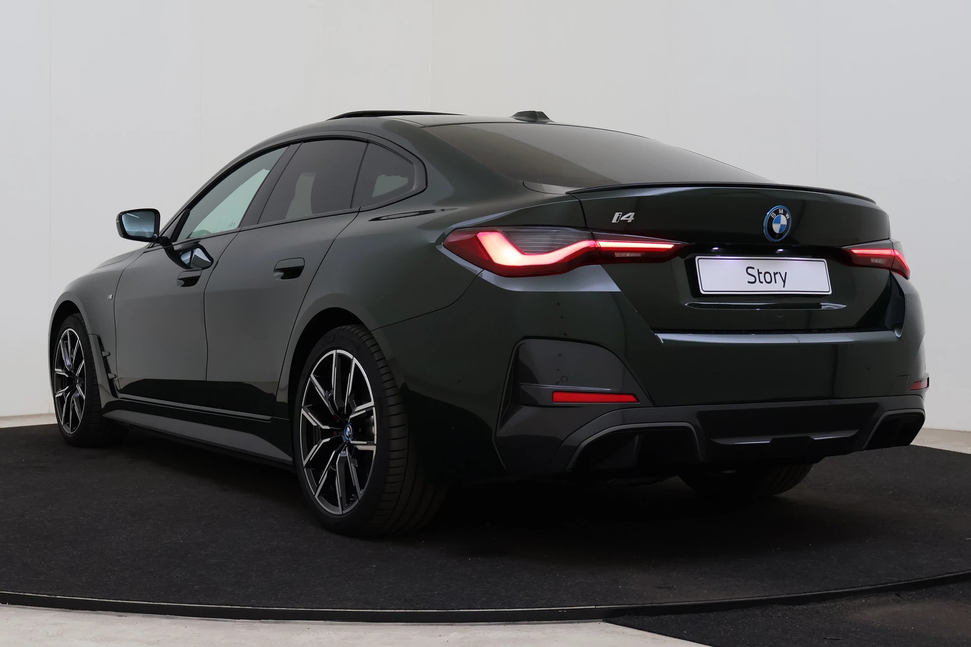 Hoofdafbeelding BMW i4