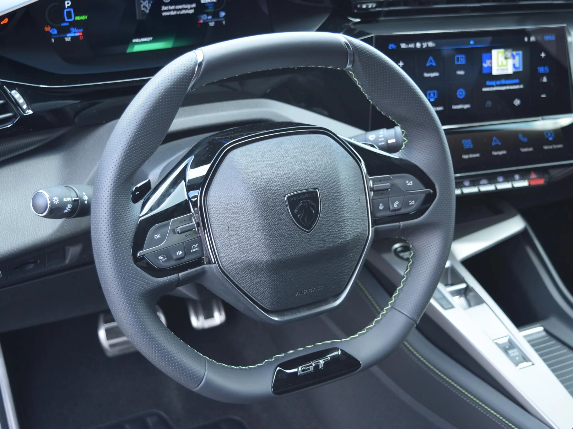 Hoofdafbeelding Peugeot 408