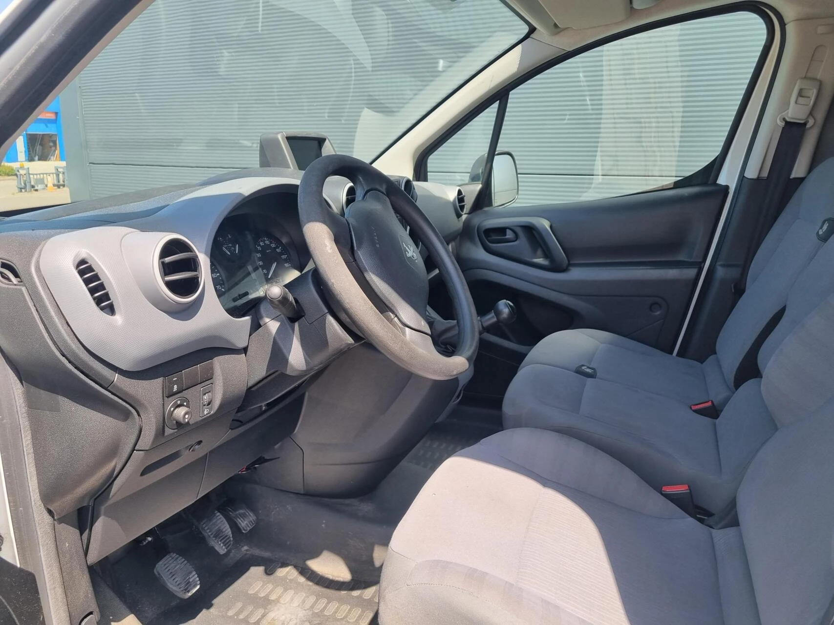 Hoofdafbeelding Peugeot Partner