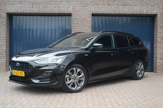 Ford Focus Wagon 1.0 EcoBoost Hybrid ST Line X Facelift | Trekhaak | Groot scherm | Winterpakket | B&0 | Achteruitrijcamera