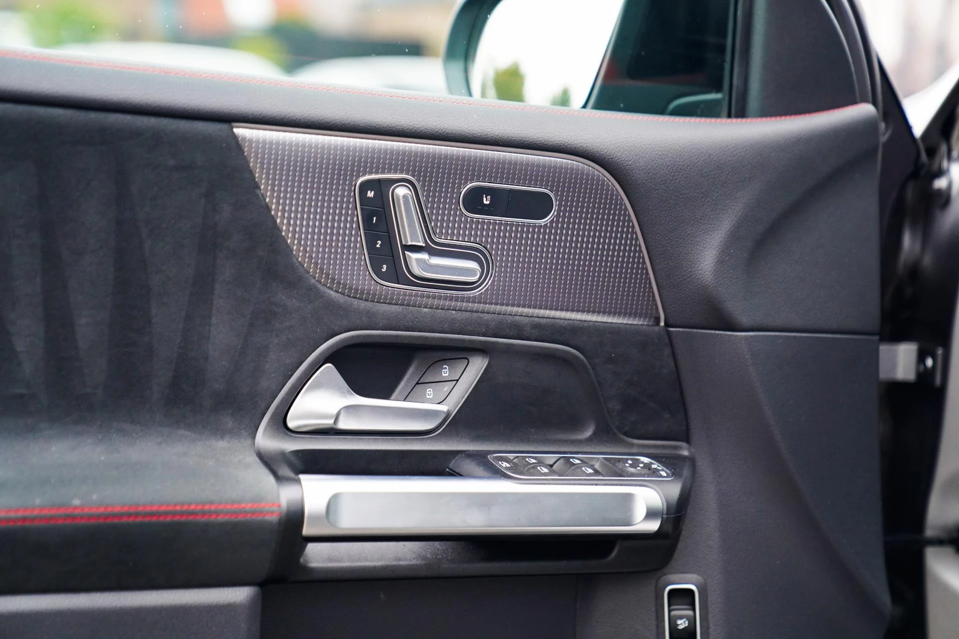 Hoofdafbeelding Mercedes-Benz EQB
