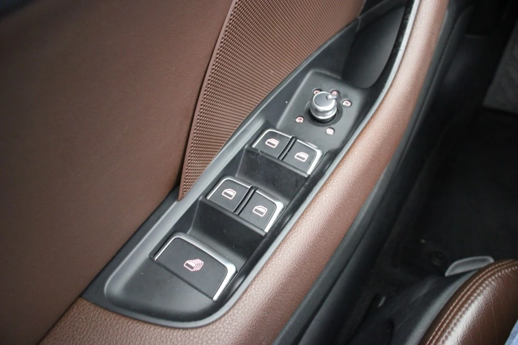 Hoofdafbeelding Audi Cabriolet