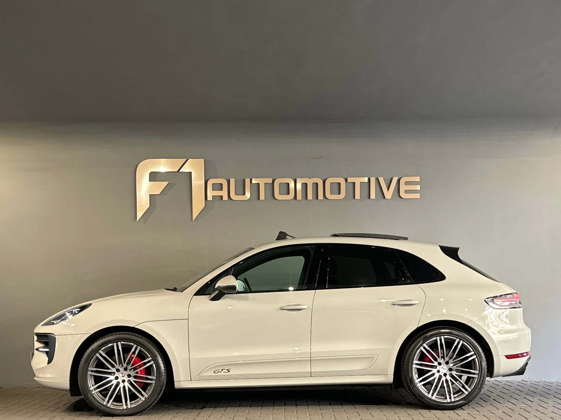 Hoofdafbeelding Porsche Macan