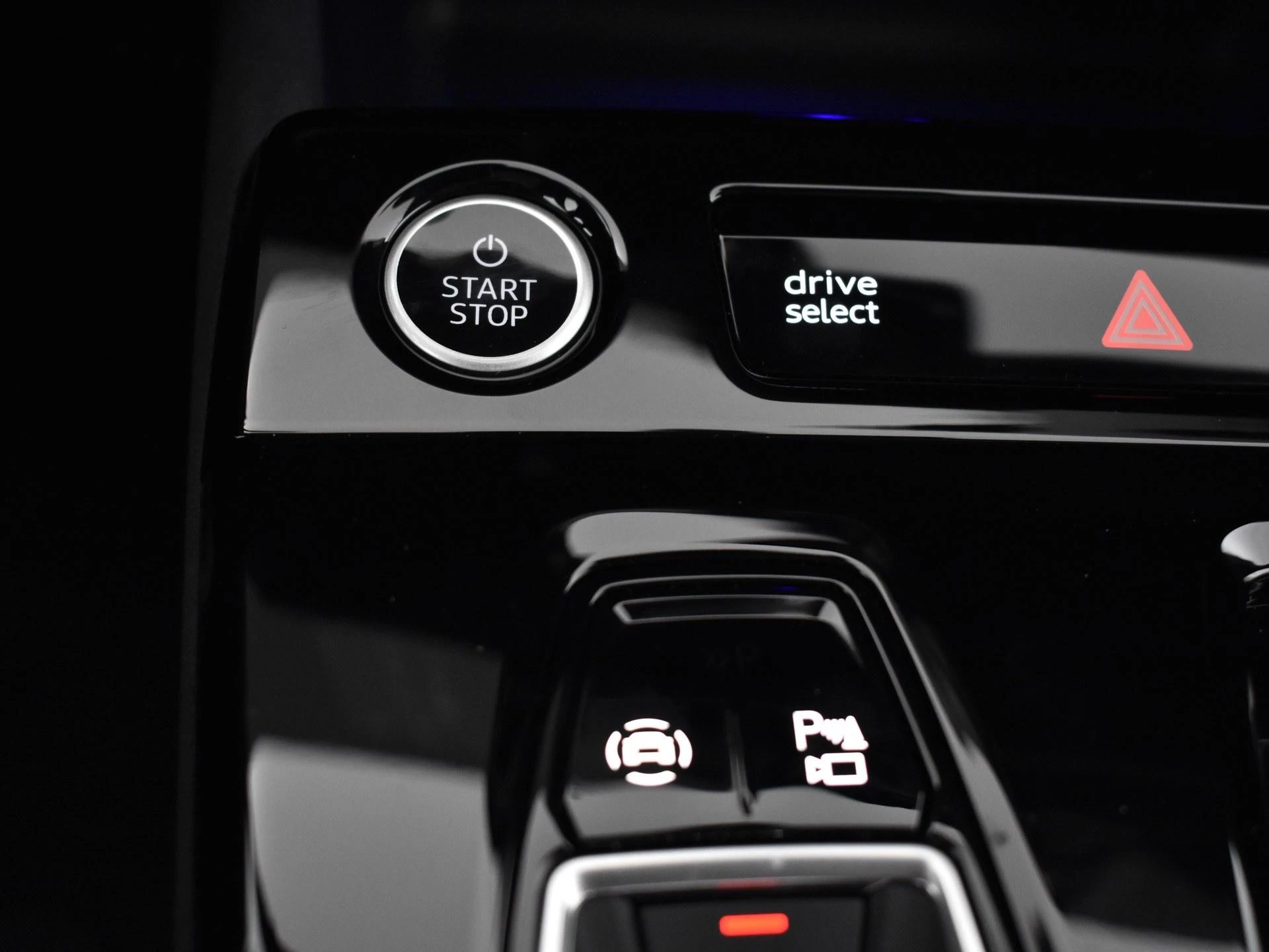 Hoofdafbeelding Audi A6 Avant e-tron