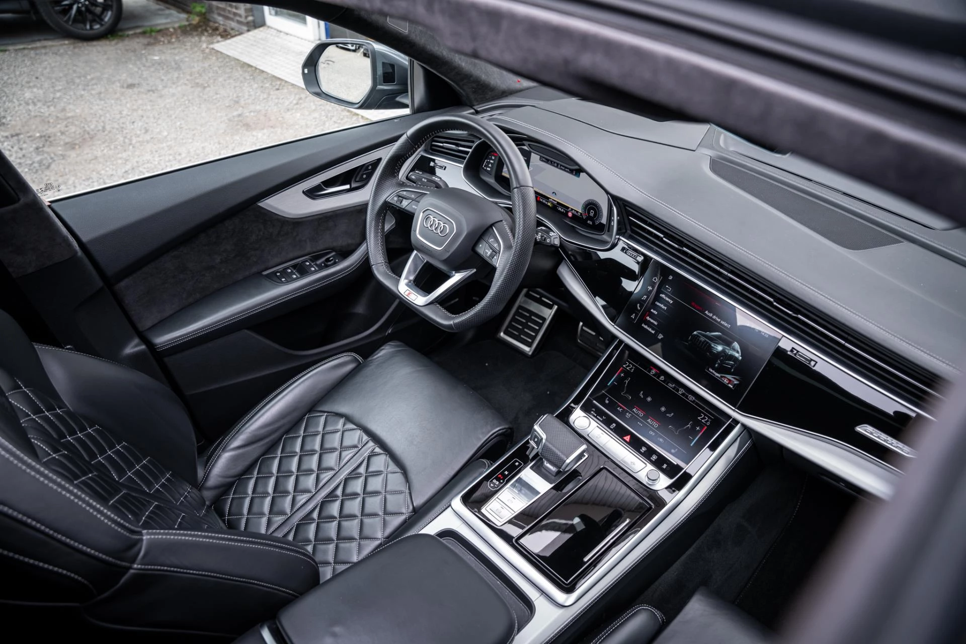 Hoofdafbeelding Audi Q8