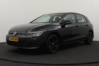 Volkswagen Golf 1.5 eTSI Aut. Business Carplay Adapt. Cruise Memory Sfeerverlichting