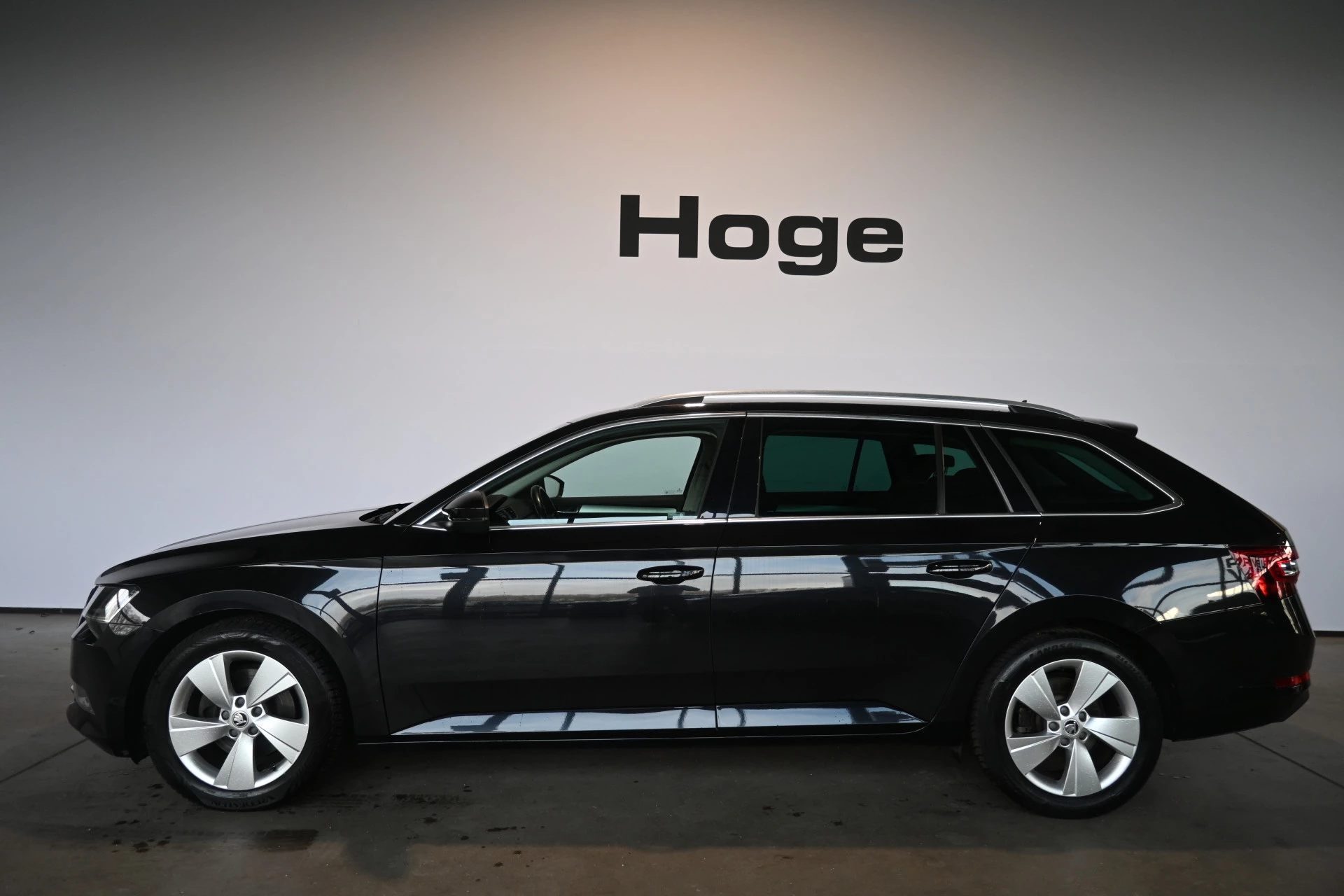 Hoofdafbeelding Škoda Superb