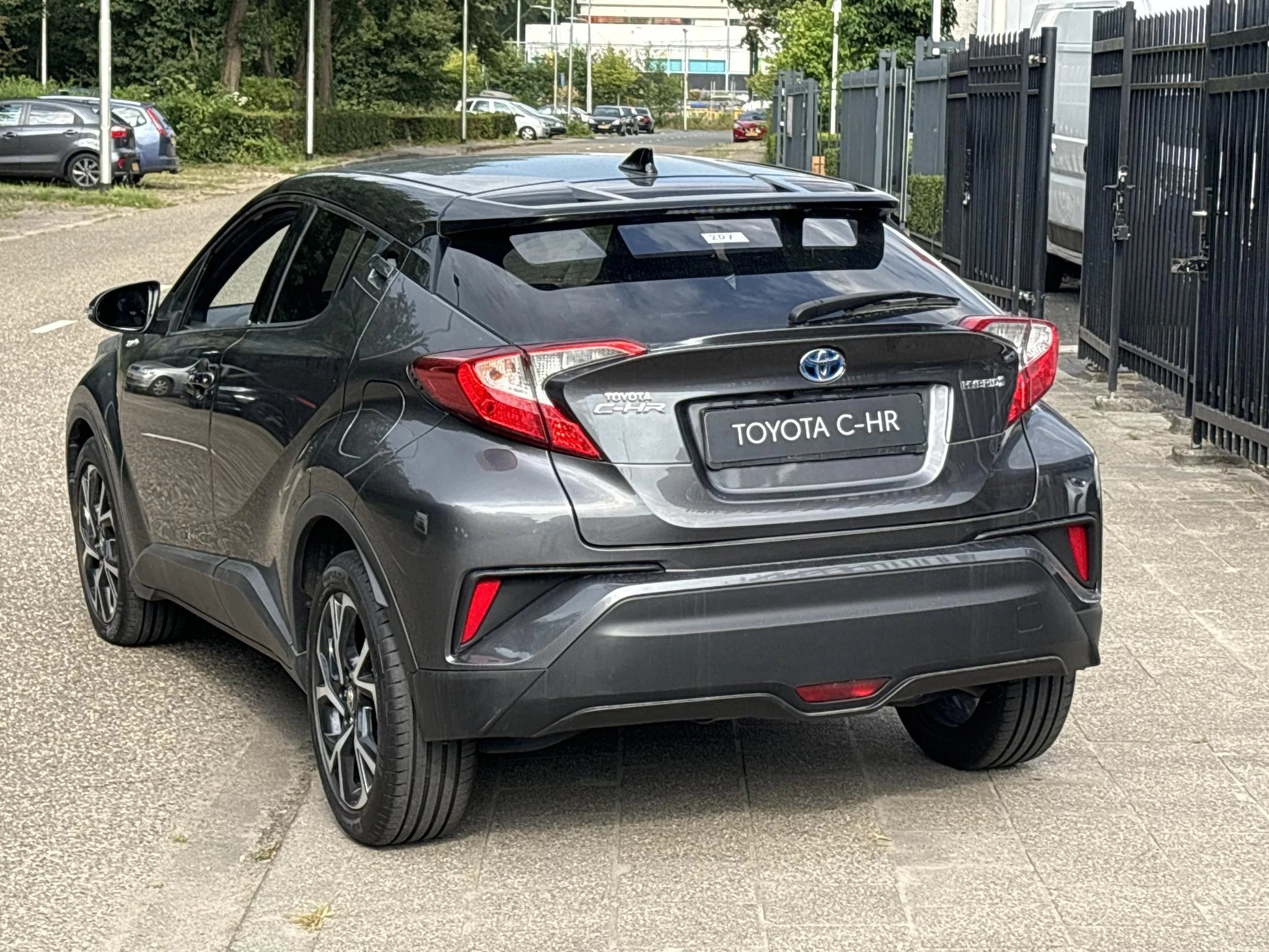 Hoofdafbeelding Toyota C-HR