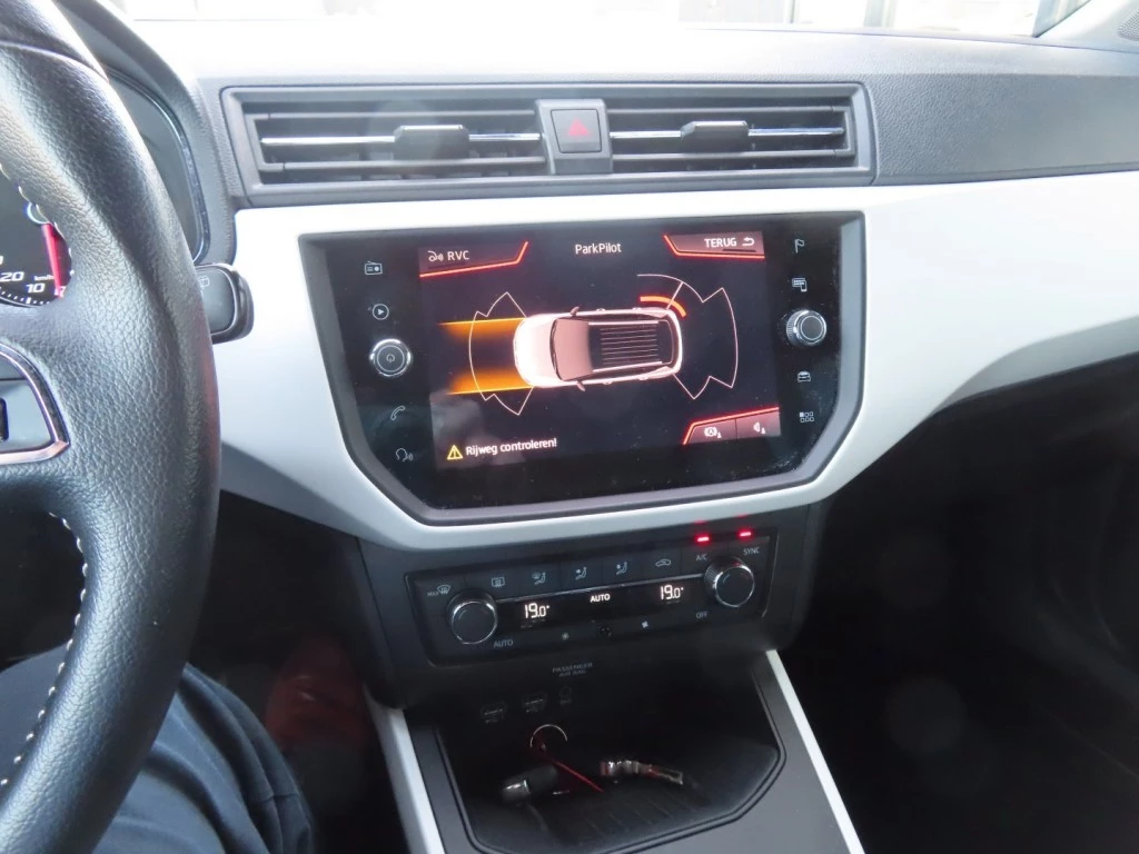 Hoofdafbeelding SEAT Arona