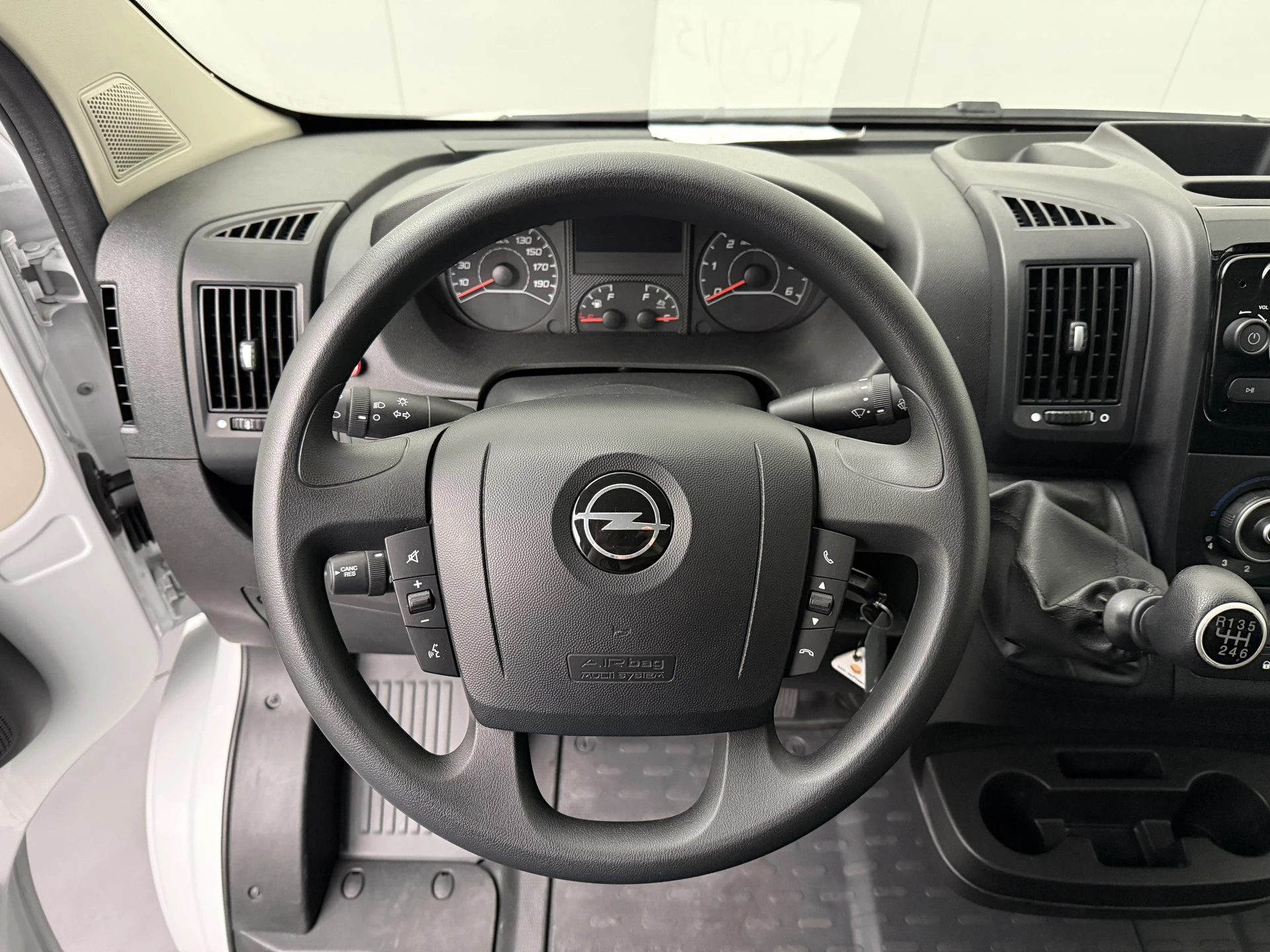 Hoofdafbeelding Opel Movano