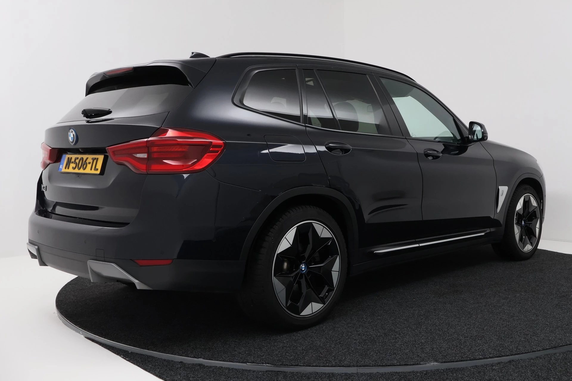 Hoofdafbeelding BMW iX3