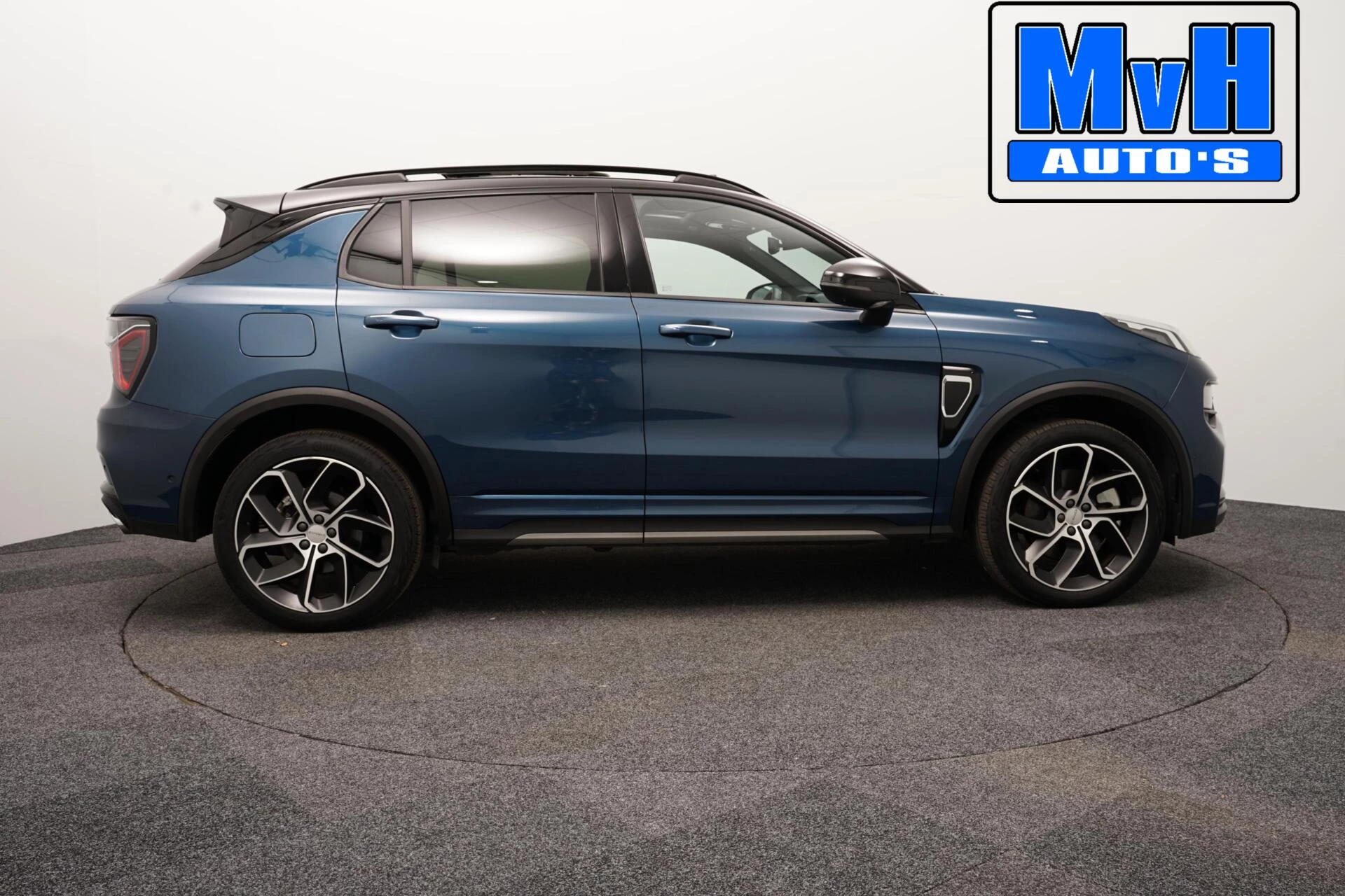 Hoofdafbeelding Lynk & Co 01