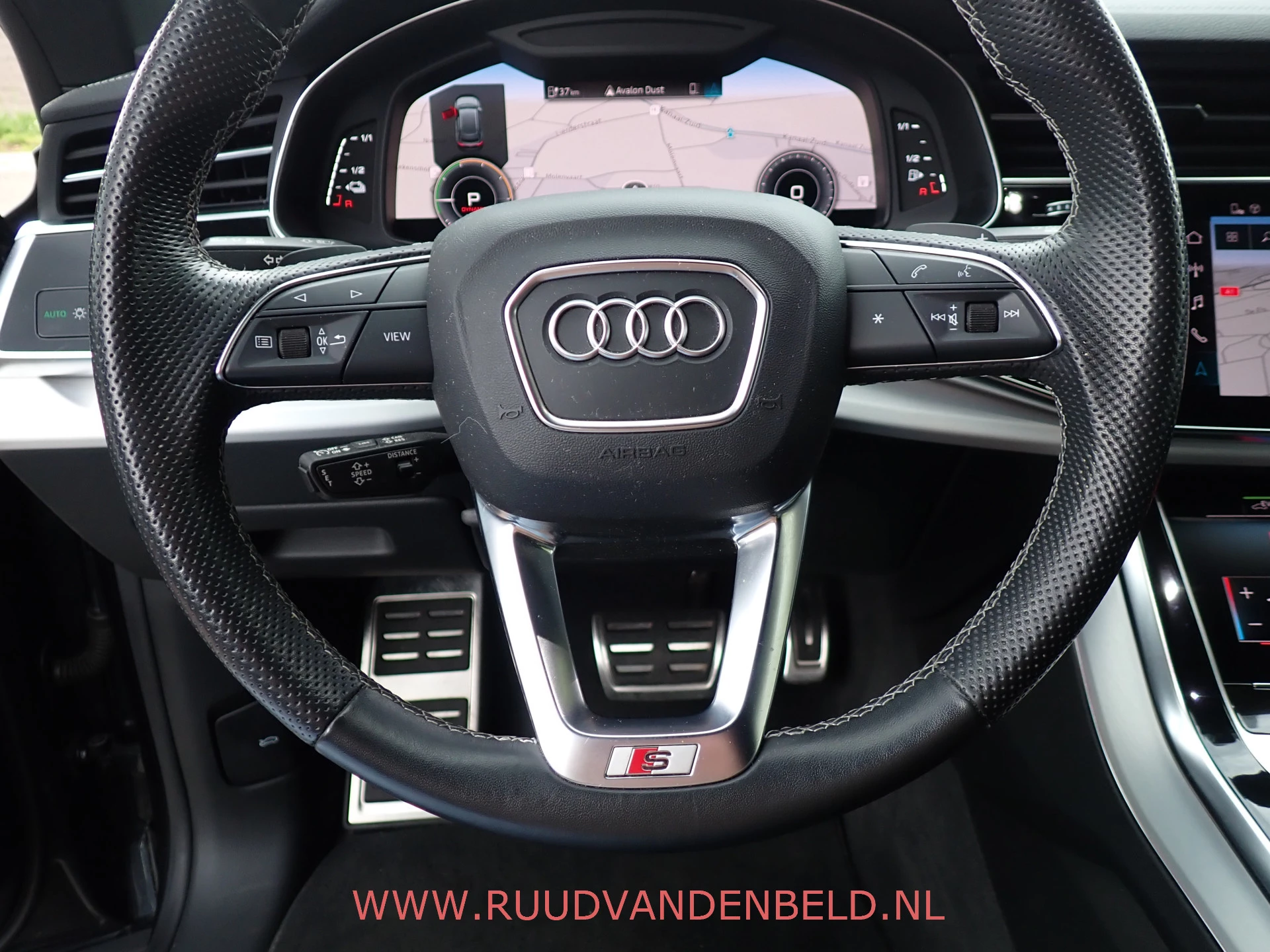 Hoofdafbeelding Audi Q8