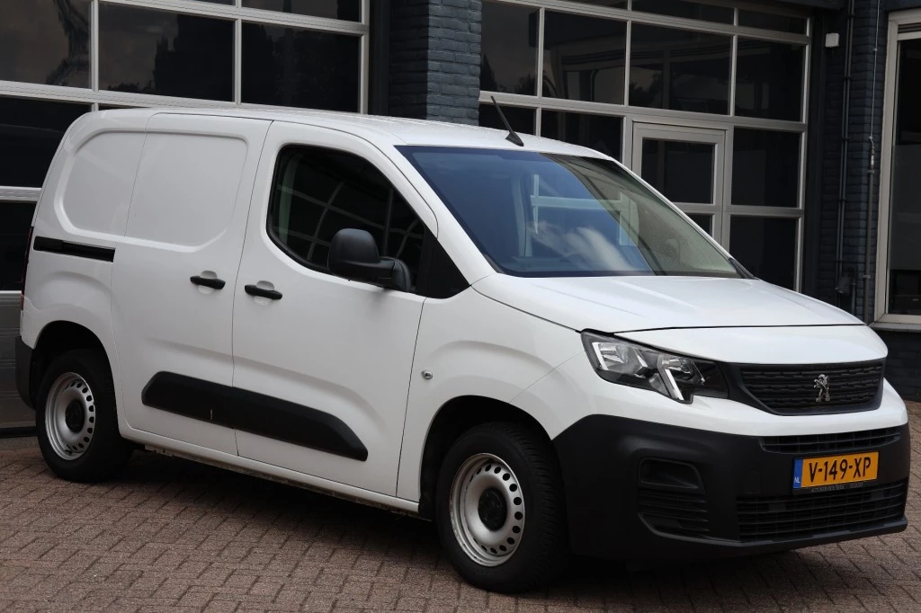 Hoofdafbeelding Peugeot Partner
