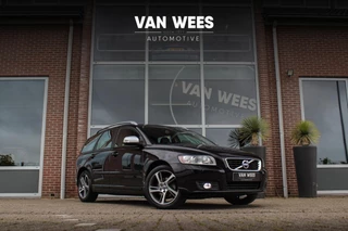 Volvo V50 2.0 Kinetic | NL auto | 3e eigenaar | Xenon | Stoelverwarming | Cruise control | Navigatie | 17 inch | Climate control | PDC | Trekhaak afneembaar | Dakrails | Origineel