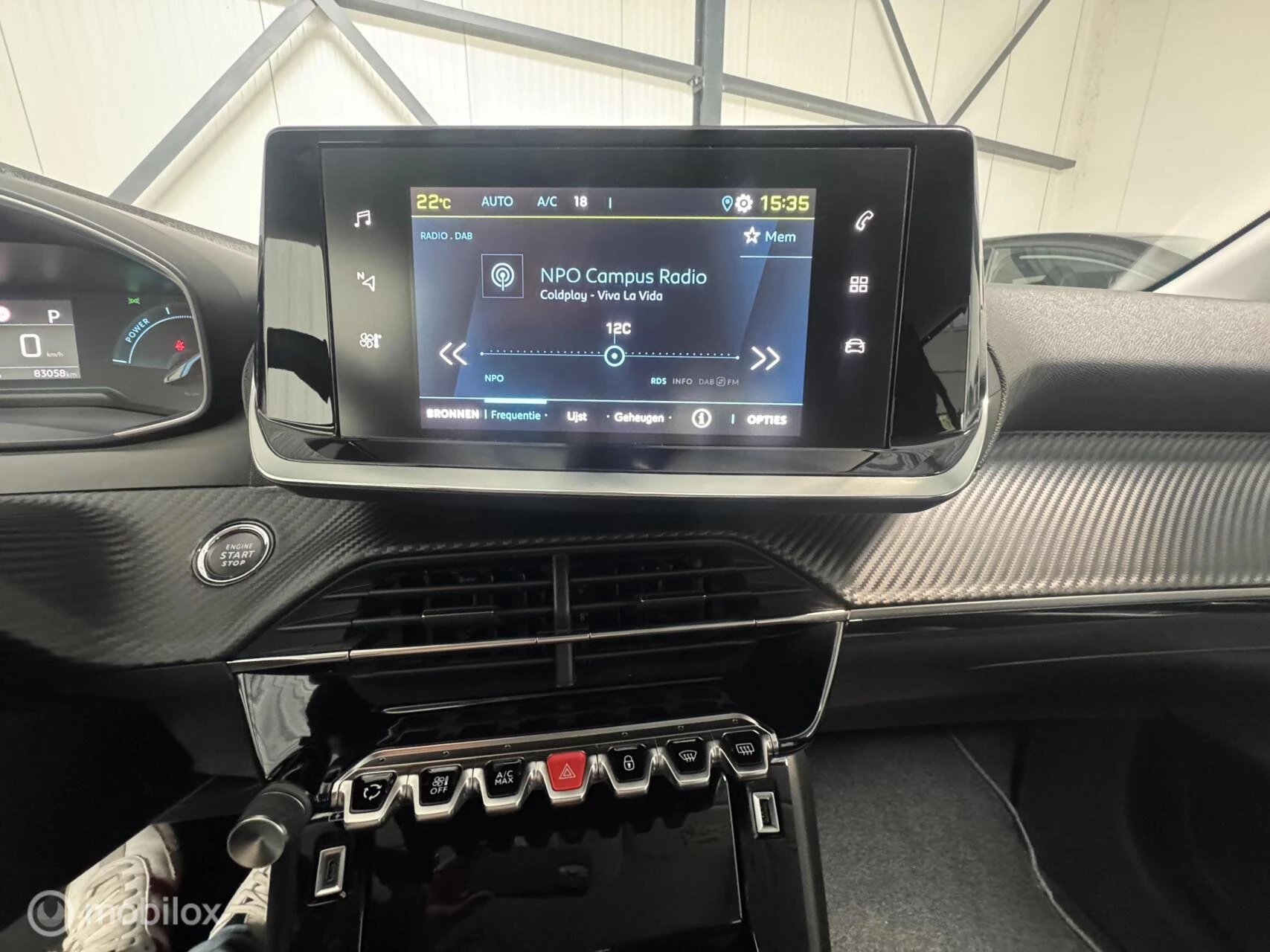 Hoofdafbeelding Peugeot e-208