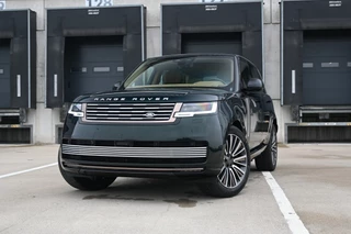 Hoofdafbeelding Land Rover Range Rover Land Rover Range Rover 3.0 P550e SV PHEV | € 2.763 per maand*