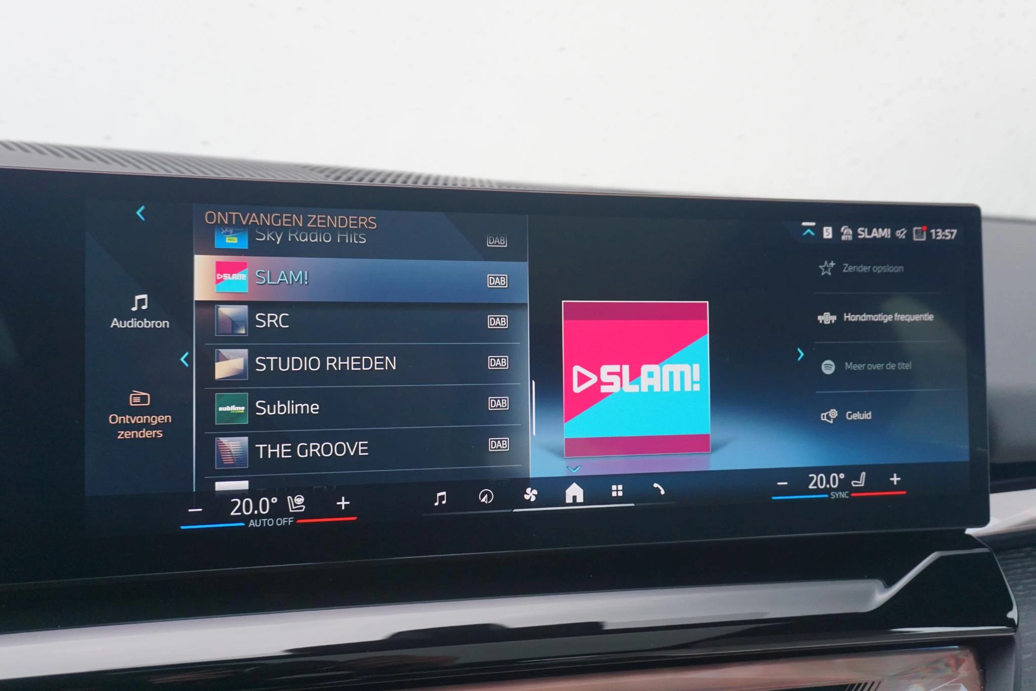 Hoofdafbeelding BMW i5