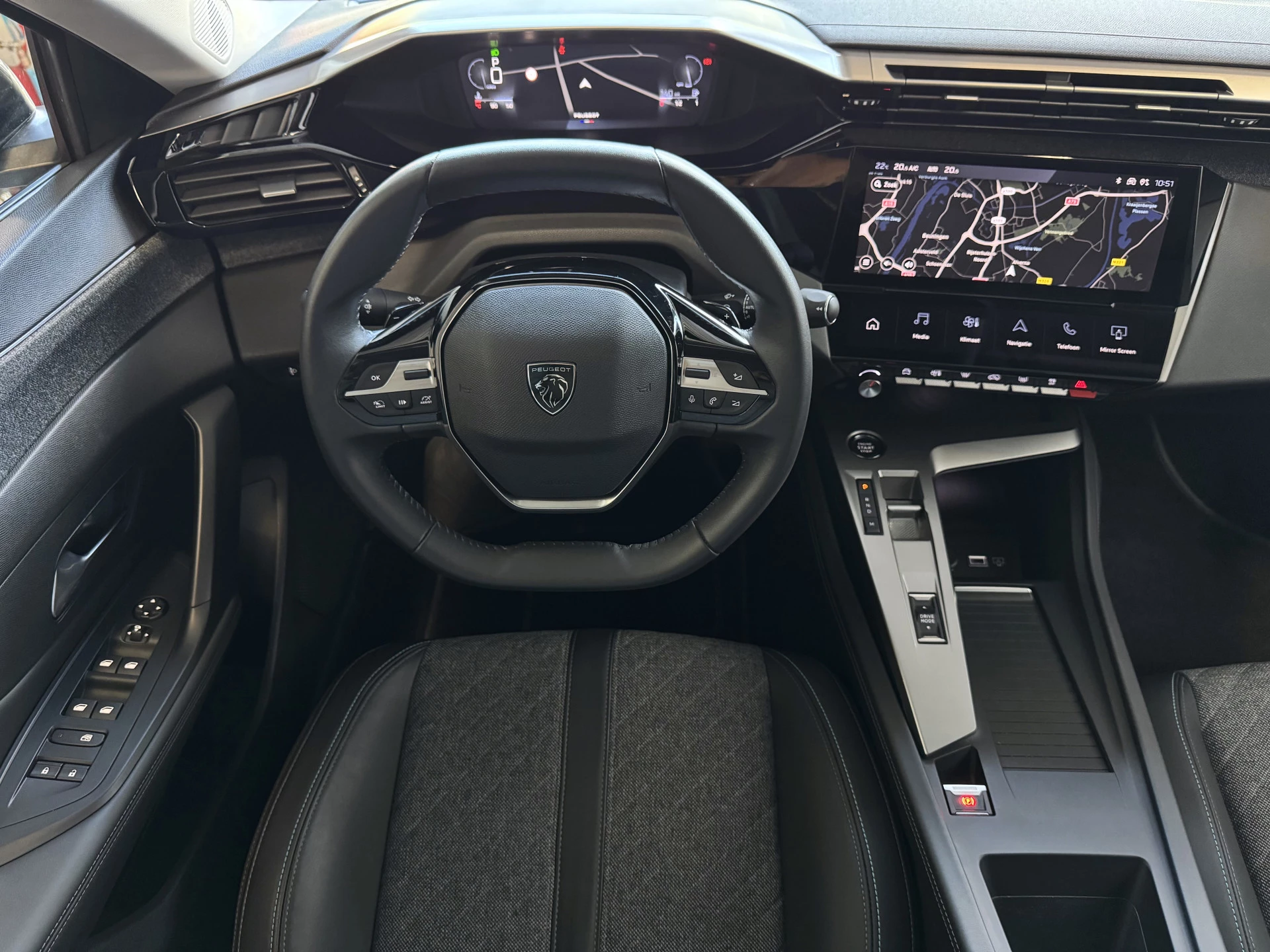 Hoofdafbeelding Peugeot 408