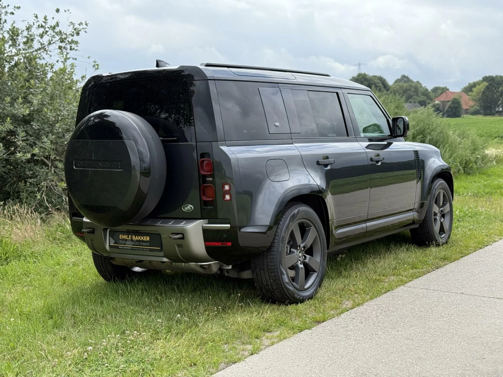 Hoofdafbeelding Land Rover Defender