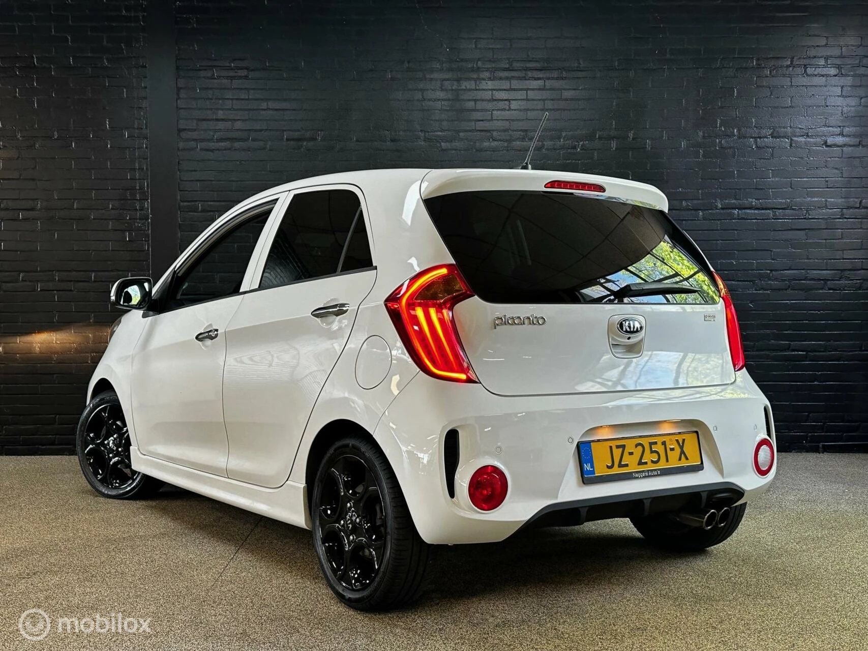 Hoofdafbeelding Kia Picanto