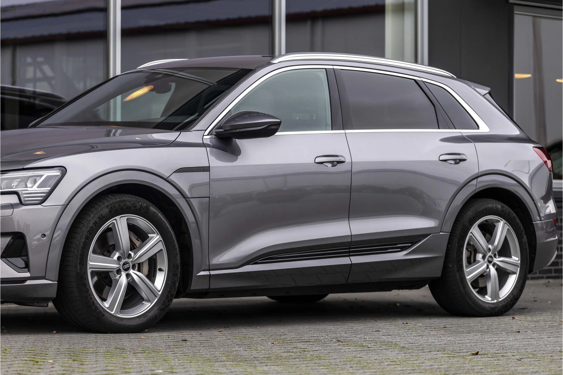 Hoofdafbeelding Audi e-tron