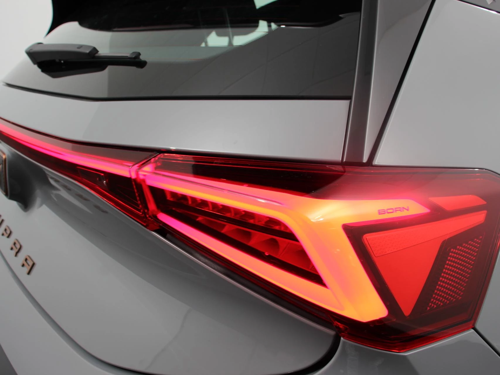 Hoofdafbeelding CUPRA Born