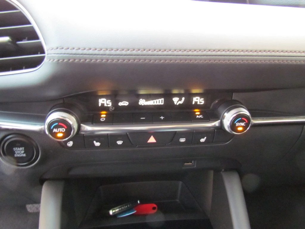 Hoofdafbeelding Mazda 3