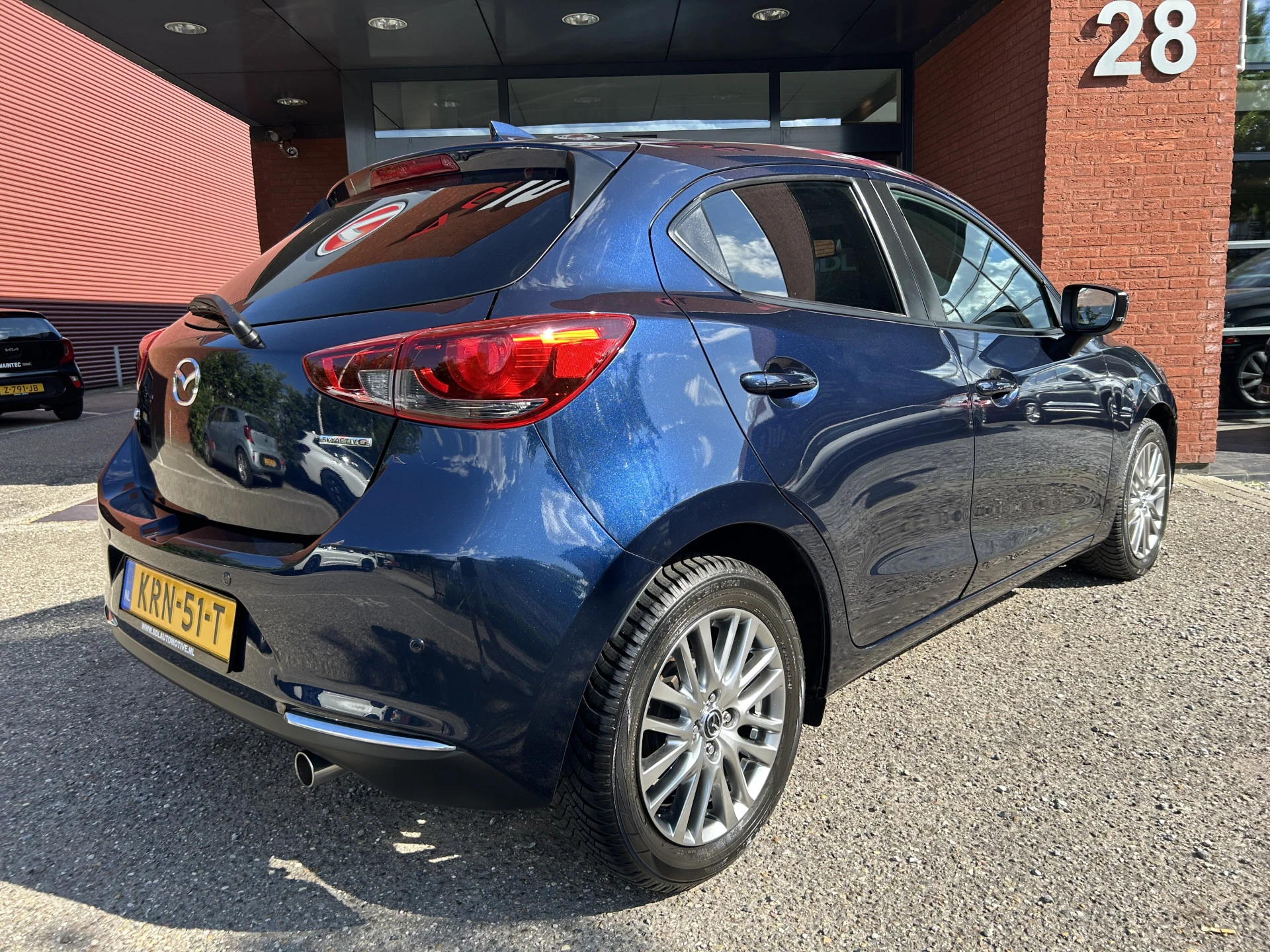 Mazda 2