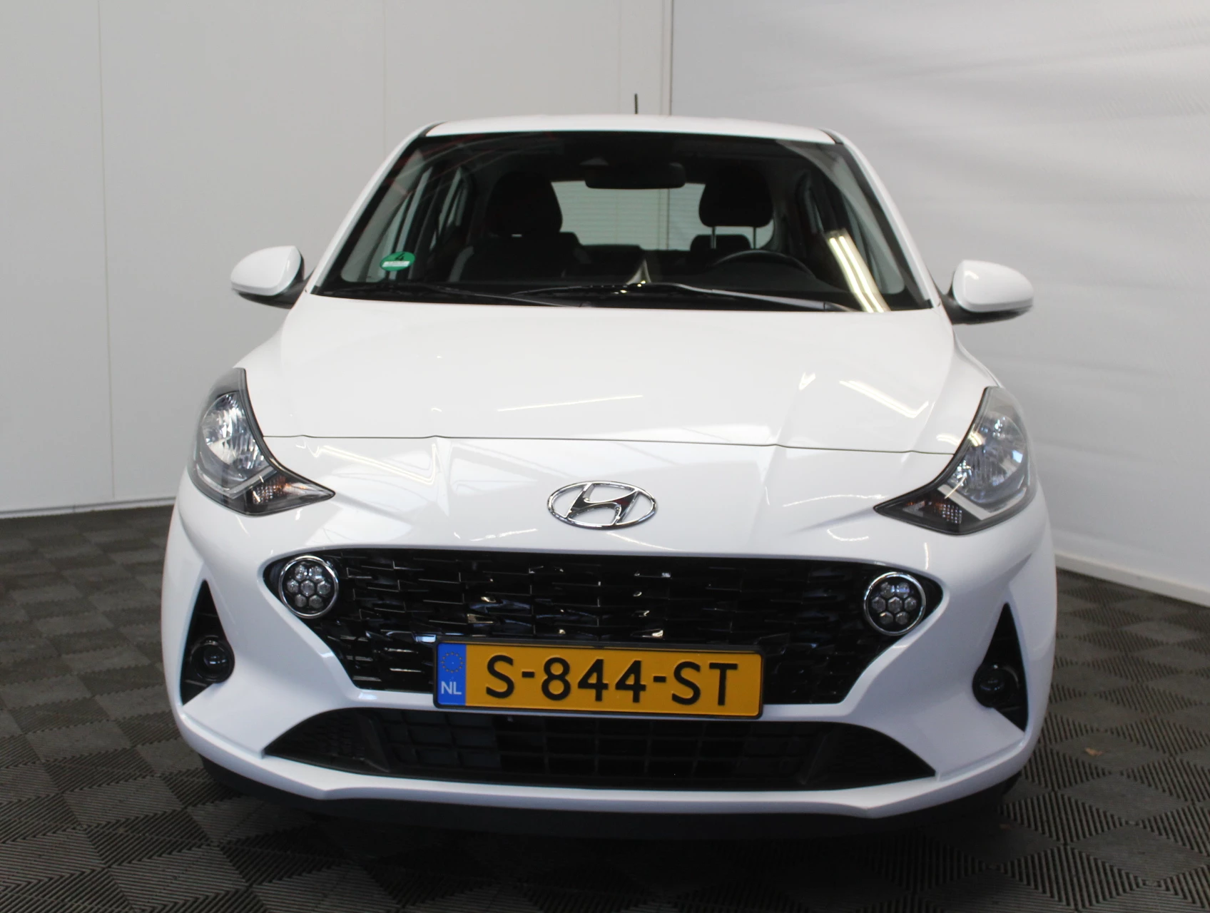 Hoofdafbeelding Hyundai i10