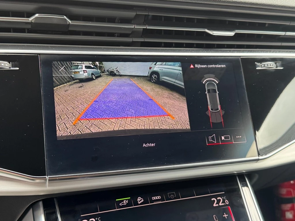 Hoofdafbeelding Audi Q8