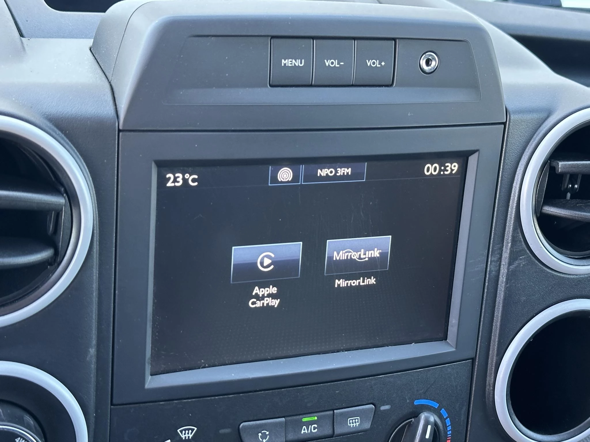 Hoofdafbeelding Peugeot Partner