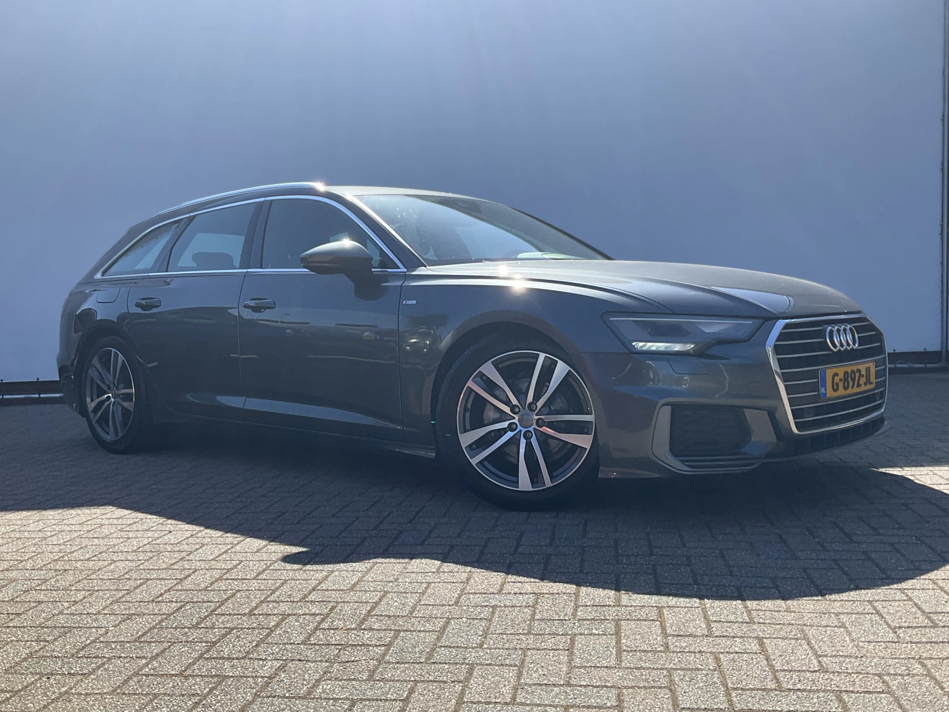 Hoofdafbeelding Audi A6