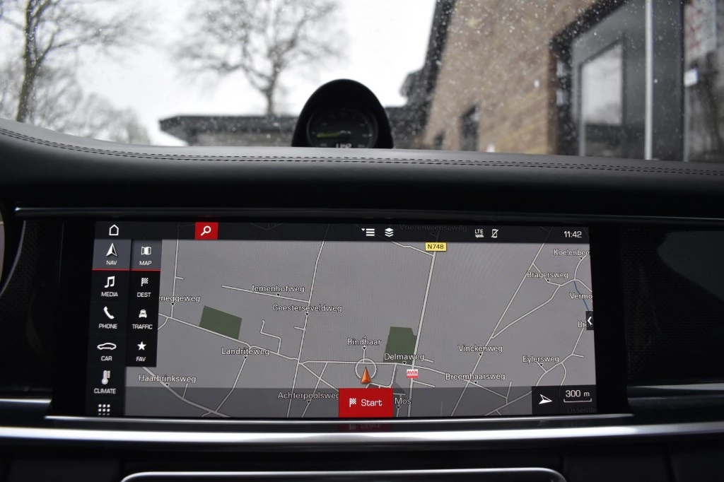 Hoofdafbeelding Porsche Panamera