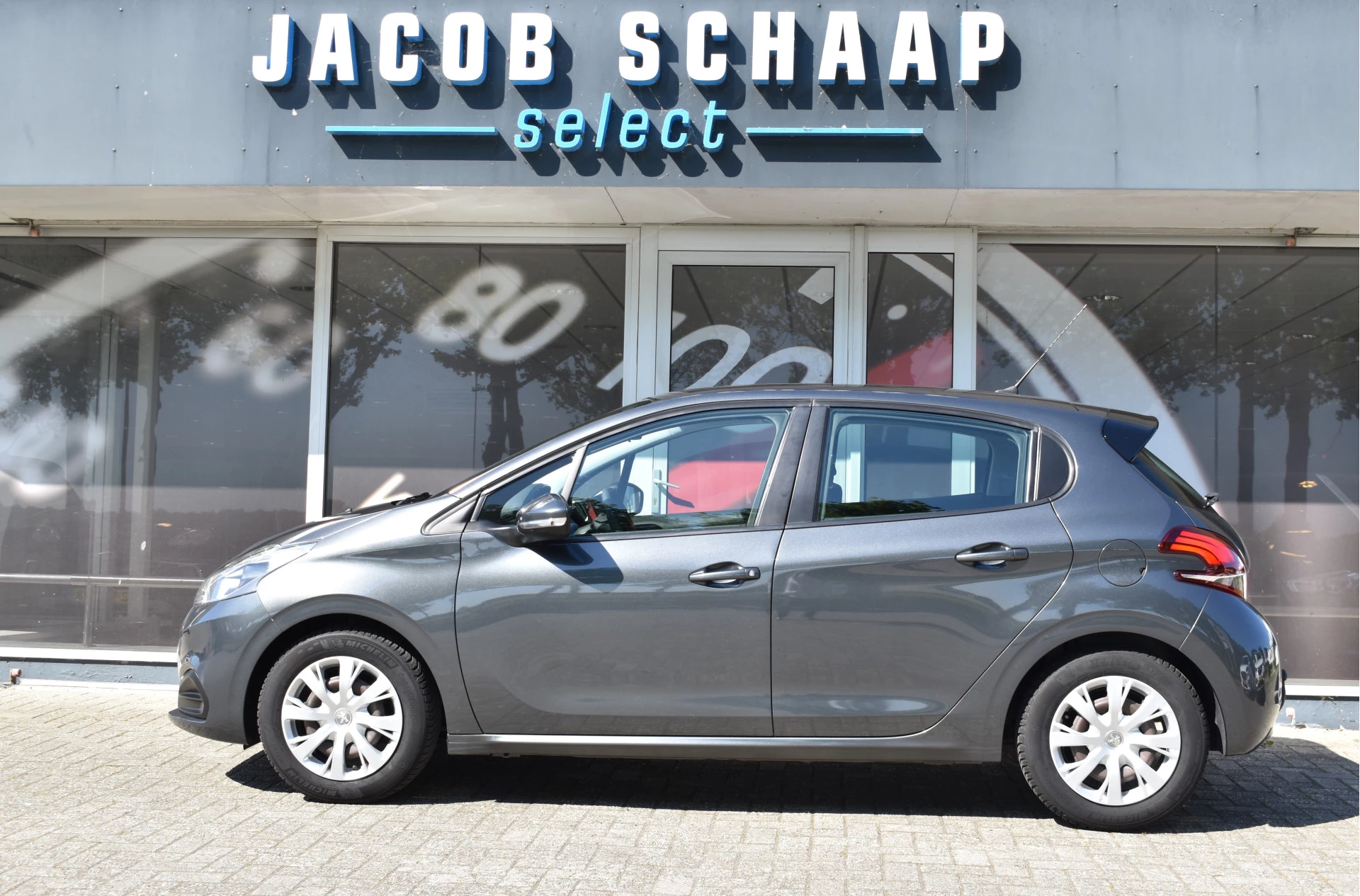 Hoofdafbeelding Peugeot 208