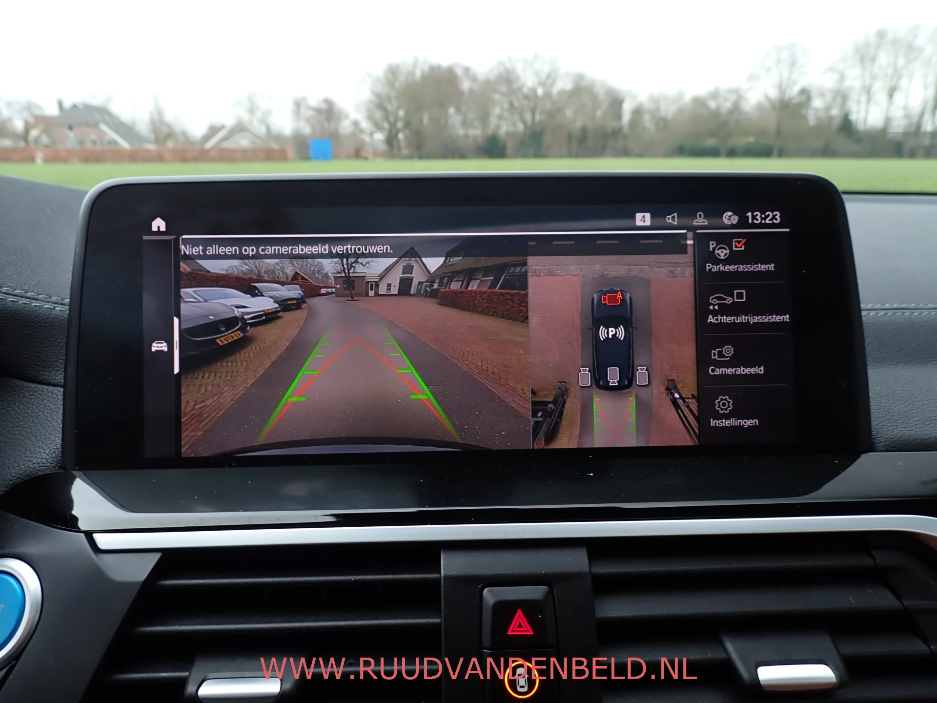 Hoofdafbeelding BMW iX3