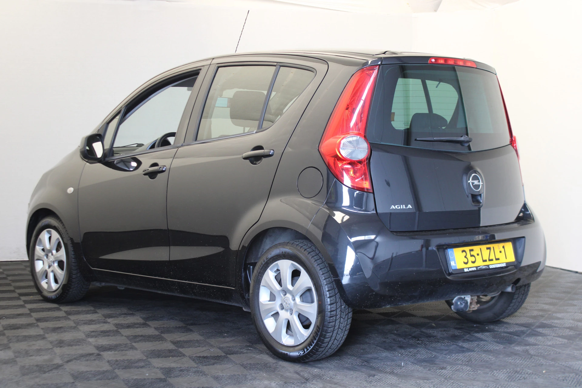 Hoofdafbeelding Opel Agila