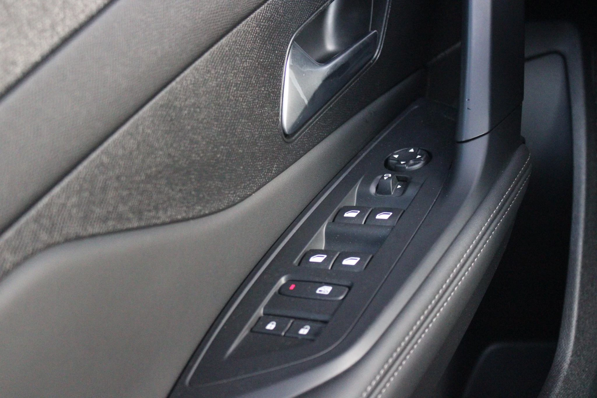 Hoofdafbeelding Peugeot 408