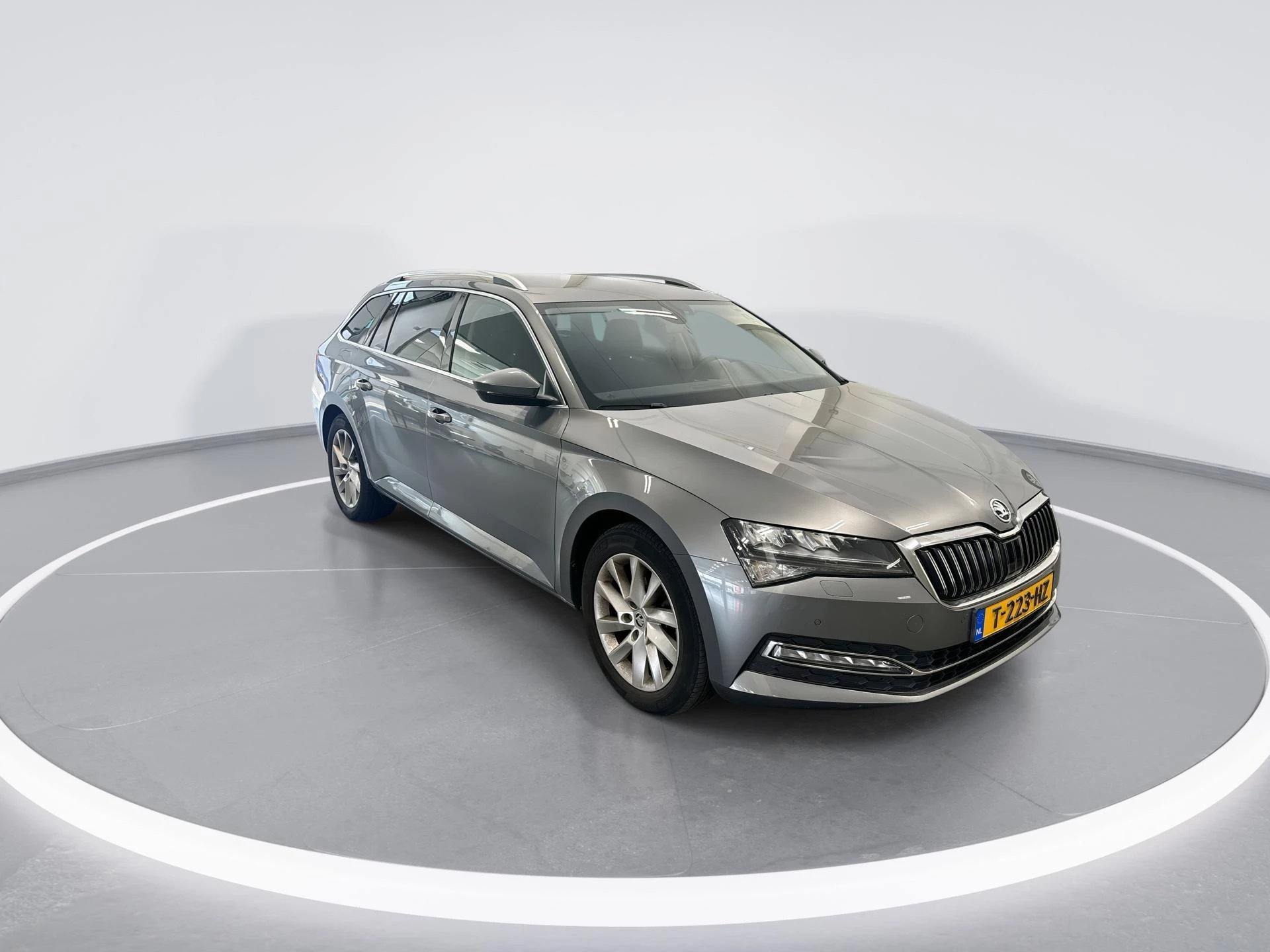 Hoofdafbeelding Škoda Superb