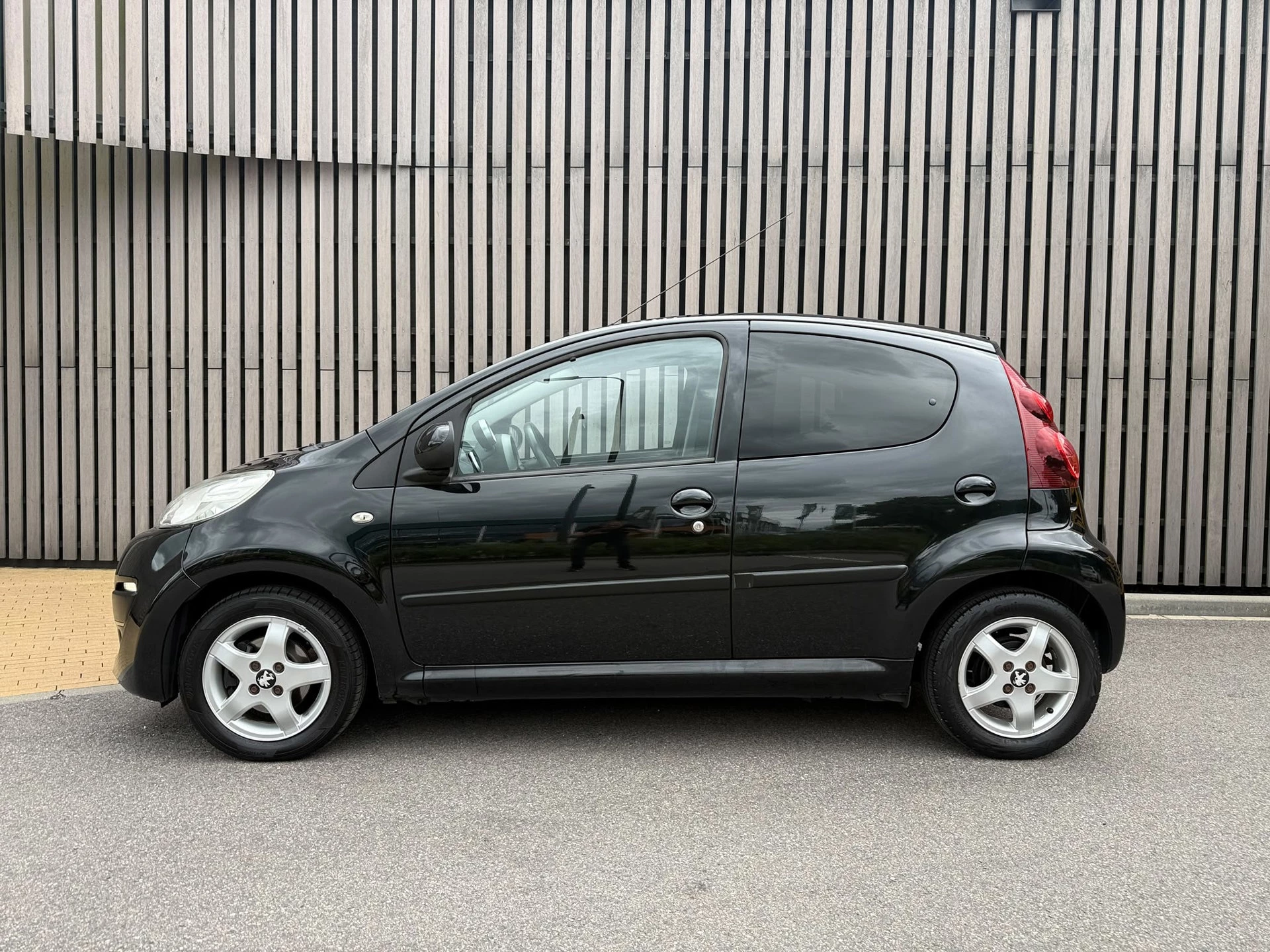 Hoofdafbeelding Peugeot 107