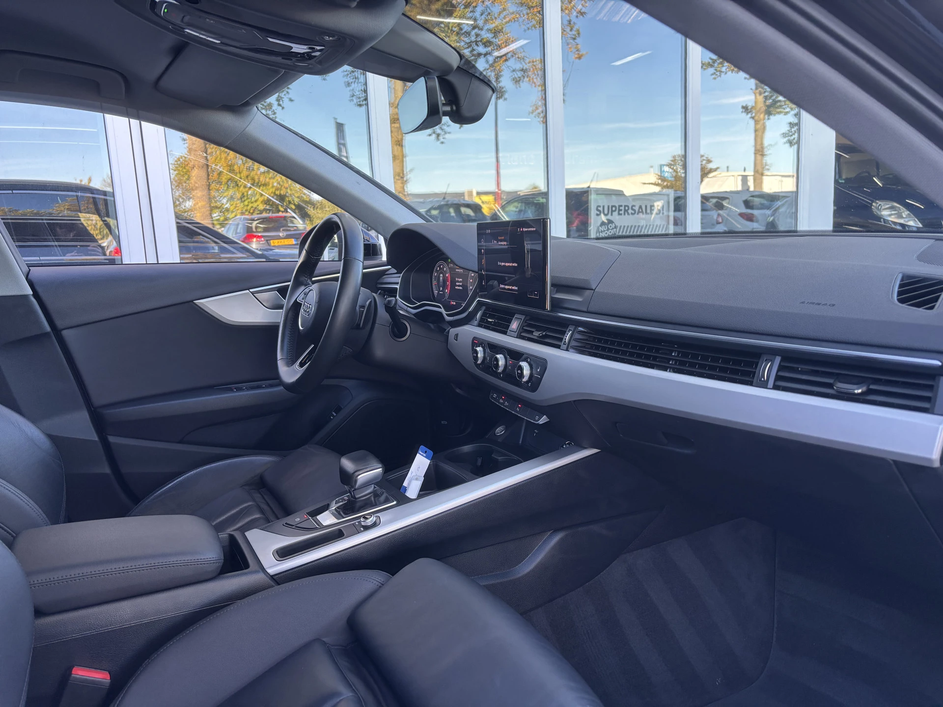 Hoofdafbeelding Audi A4