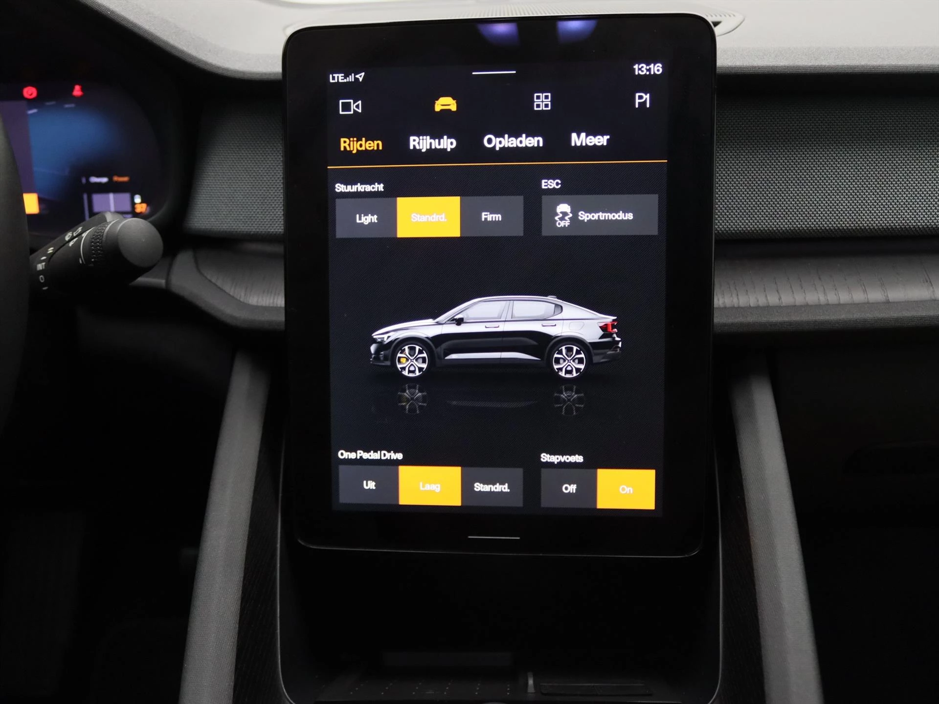 Hoofdafbeelding Polestar 2